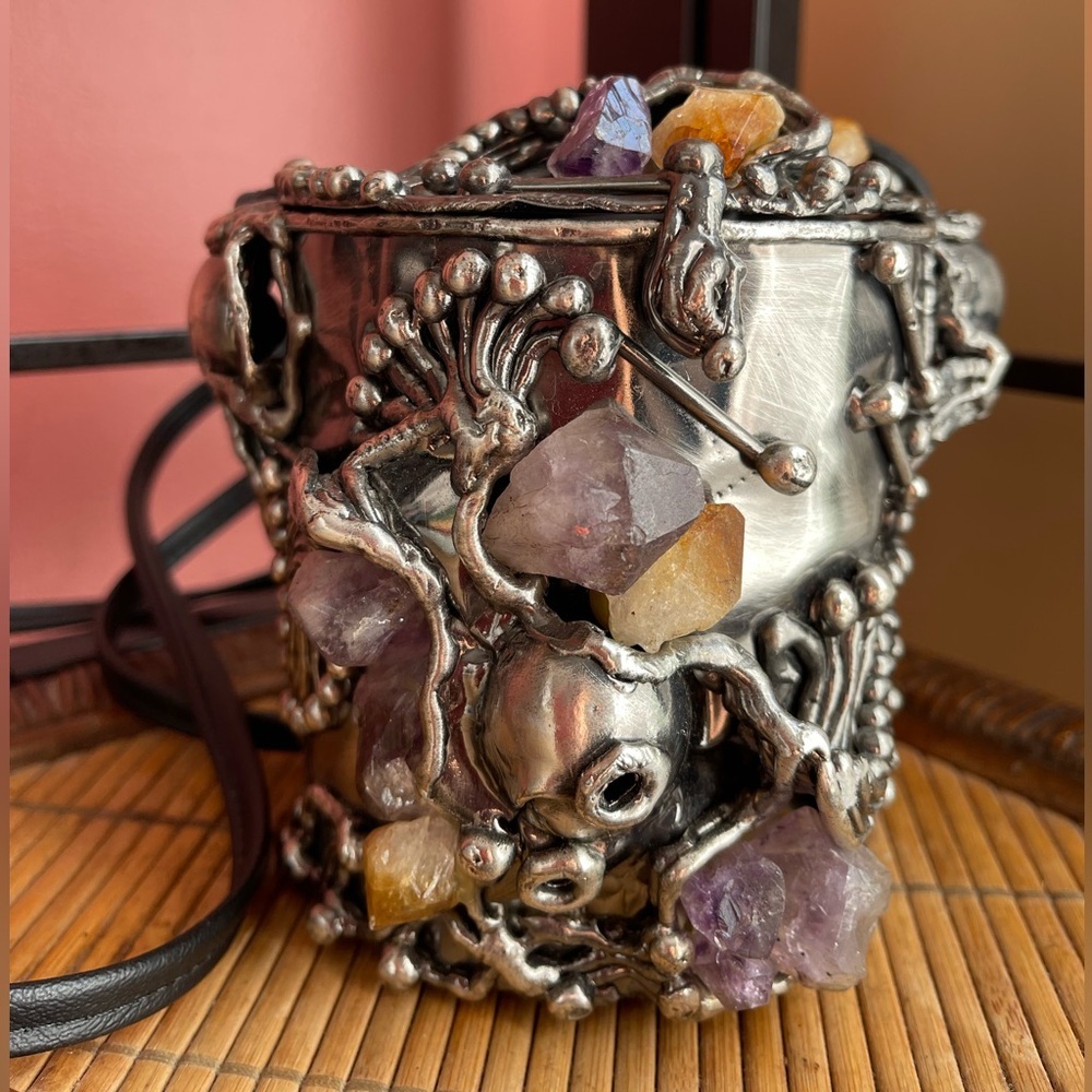 Vintage 80s amethyst brutalist purse